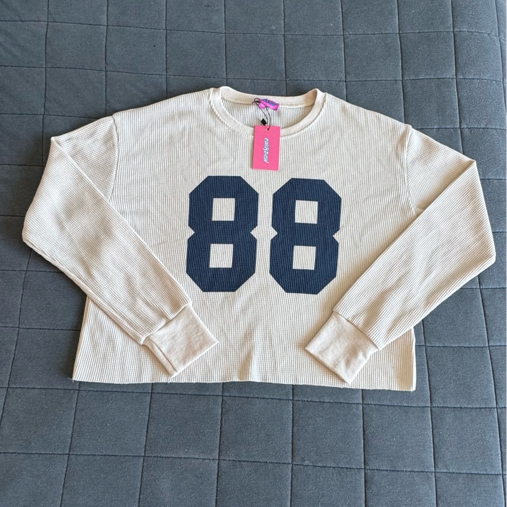 NWT Edikted Long-sleeve! - Picture 2 of 8